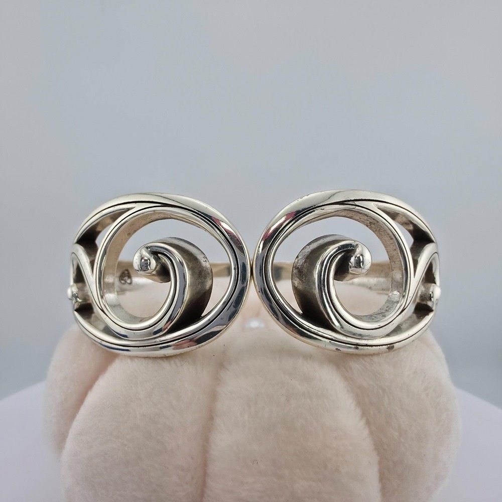 BRIGHTON 'Twinkle Loop' Bracelet Cuff Open Swirl Silver Plate 7" with Bag & Tin